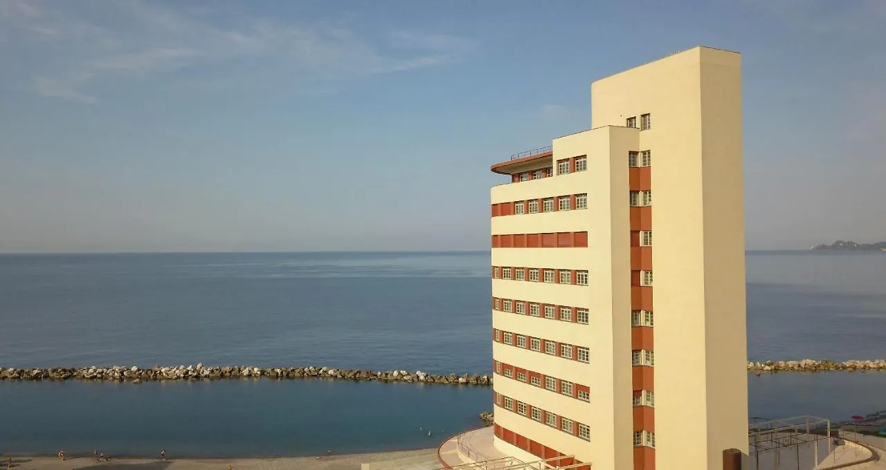 ****  קיאברי Grand Hotel Torre Fara איטליה