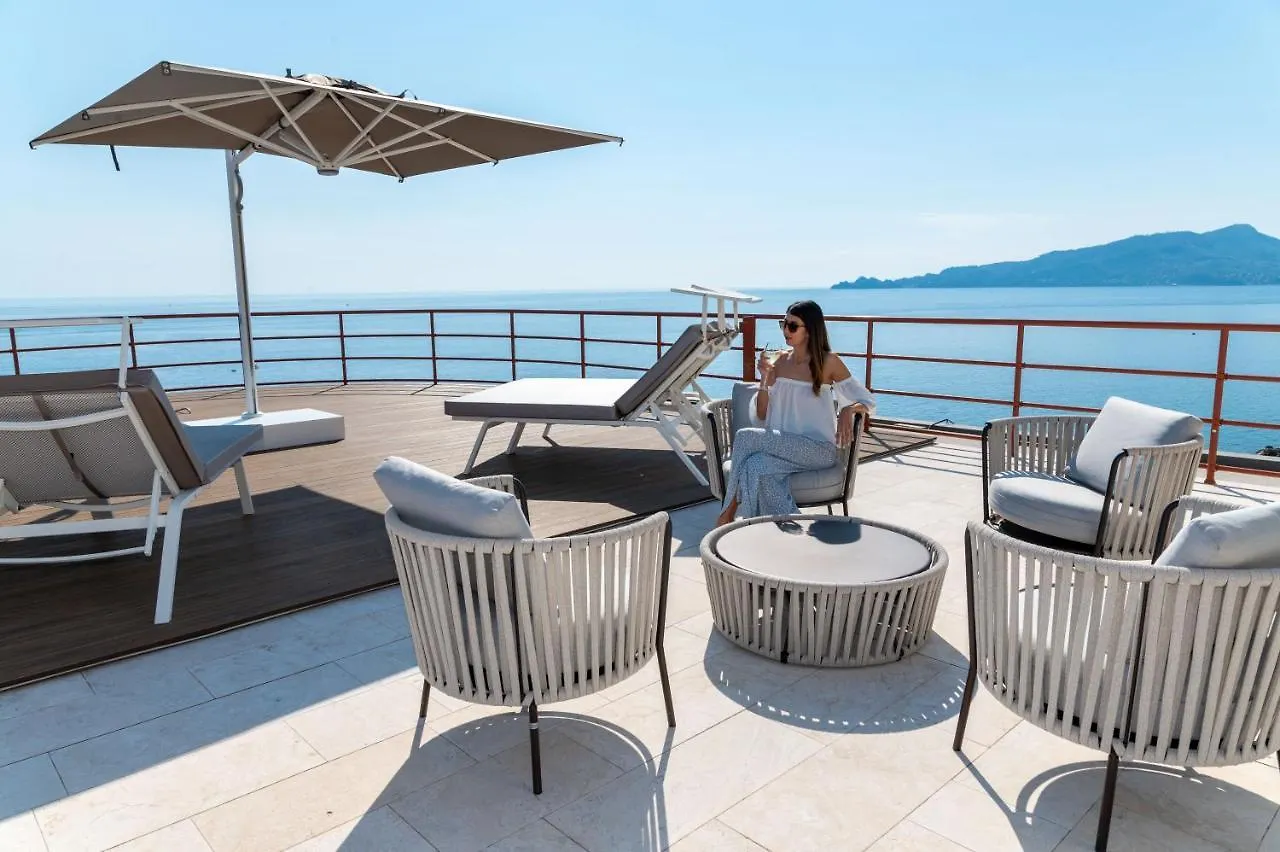 Grand Hotel Torre Fara Chiavari 4*,
